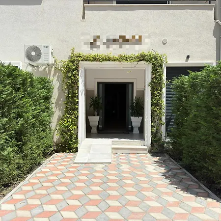Lungomare Nest * Vlorë